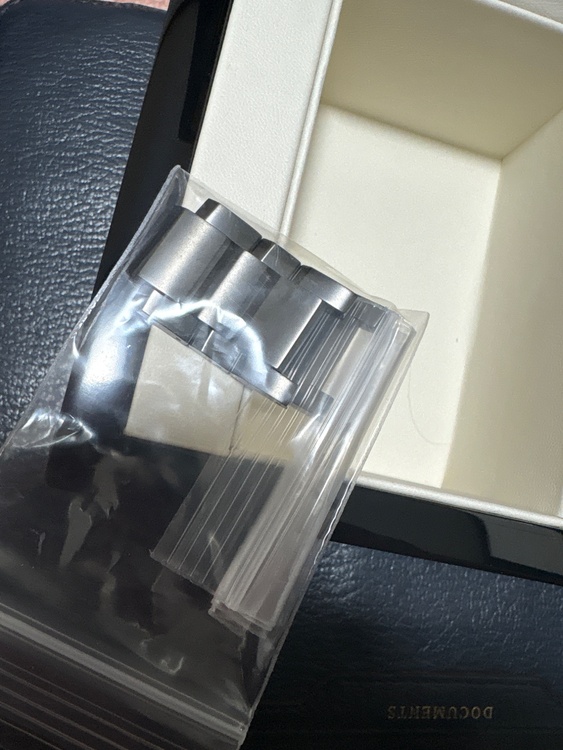 G-SHOCK MR-G （高級時計）の商品画像 - 査定依頼日：2026年3月30日 - 最高査定価格：35,000円