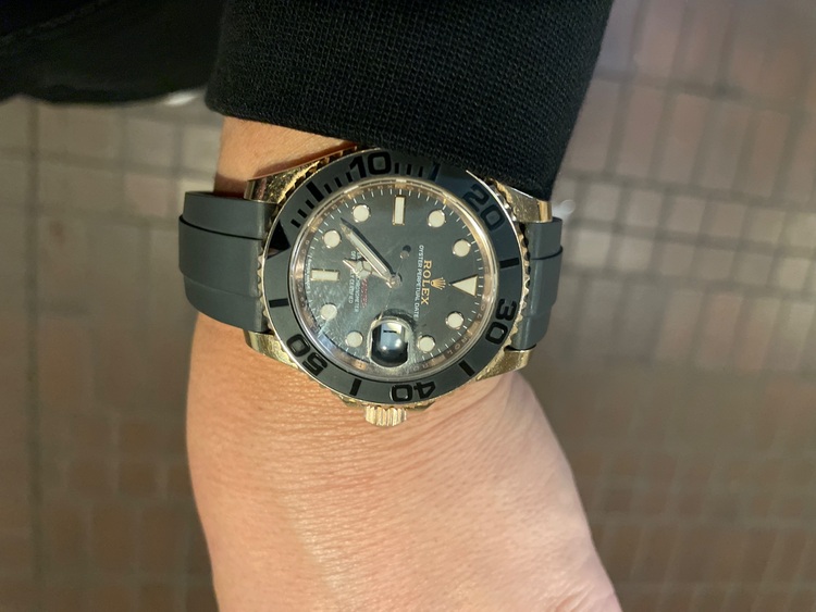 ロレックス ヨットマスター 11665（高級時計）の商品画像 - 査定依頼日：2025年11月1日 - 最高査定価格：3,750,000円