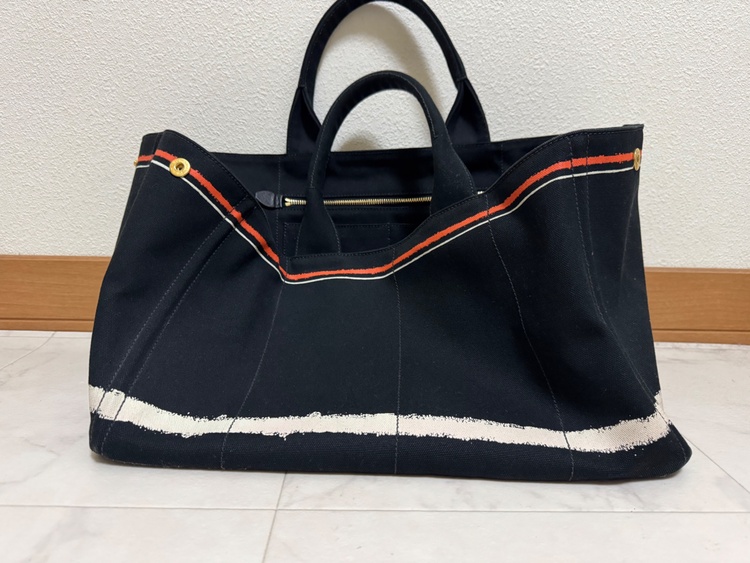 プラダ  （ブランドバッグ）の商品画像 - 査定依頼日：2025年12月10日 - 最高査定価格：44,000円