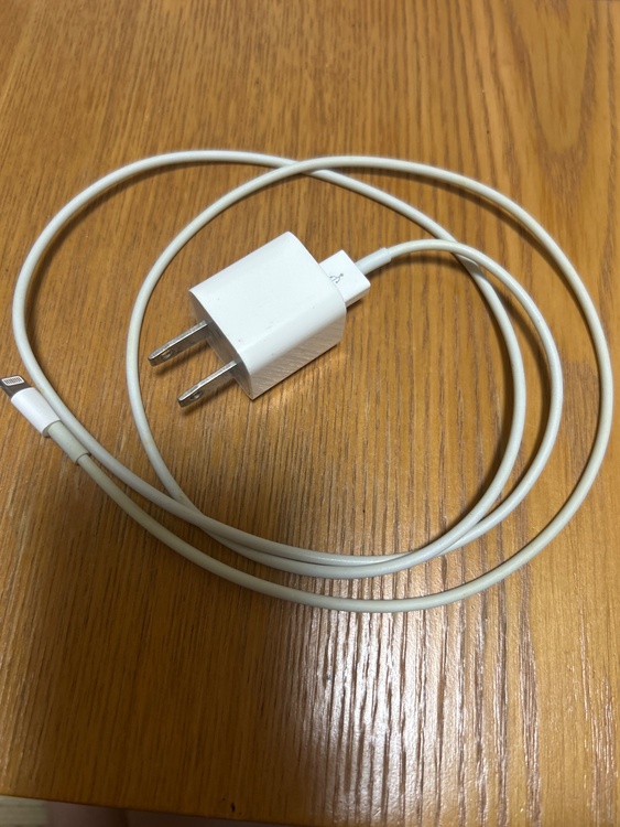 iPhone iPhone8 64GB Softbank（スマホ）の商品画像 - 査定依頼日：2026年9月21日 - 最高査定価格：100,000円