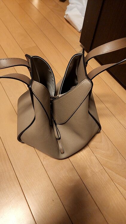 ハンモック ミディアム（古着・ファッション）の商品画像 - 査定依頼日：2025年10月27日 - 最高査定価格：100,000円