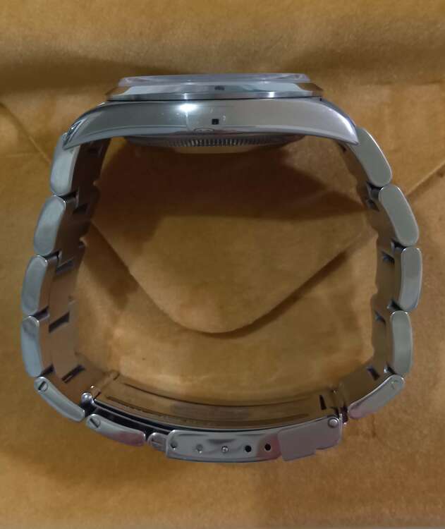 ロレックス エクスプローラー 114270（高級時計）の商品画像 - 査定依頼日：2025年5月4日 - 最高査定価格：820,000円