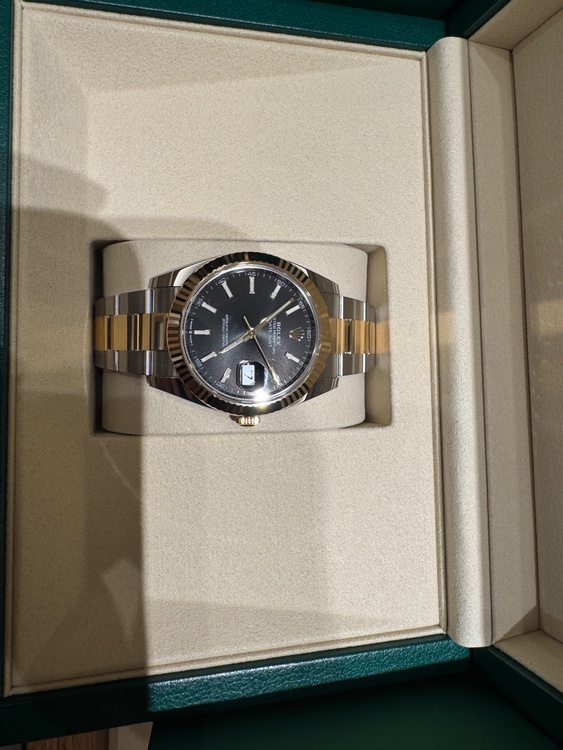 ロレックス デイトジャスト 12633（高級時計）の商品画像 - 査定依頼日：2026年4月7日 - 最高査定価格：2,890,000円