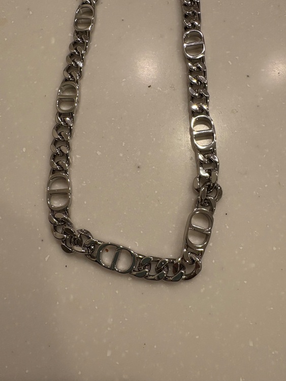 ディオール  （ブランドバッグ）の商品画像 - 査定依頼日：2025年9月21日 - 最高査定価格：47,000円