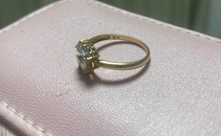 K18 アクアマリン付き指輪（金・貴金属）の商品画像 - 査定依頼日：2025年8月5日 - 最高査定価格：50,000円