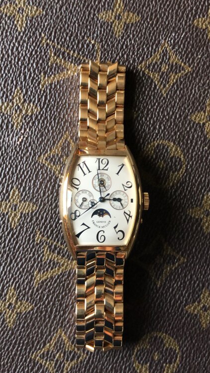 フランクミュラー その他 5850きんむ（高級時計）の商品画像 - 査定依頼日：2025年5月4日 - 最高査定価格：2,200,000円