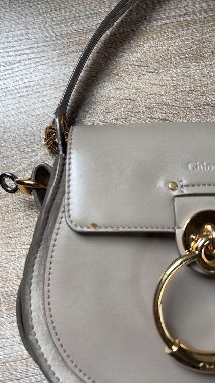 Chloe バック　グレー（ブランドバッグ）の商品画像 - 査定依頼日：2026年9月29日 - 最高査定価格：33,000円