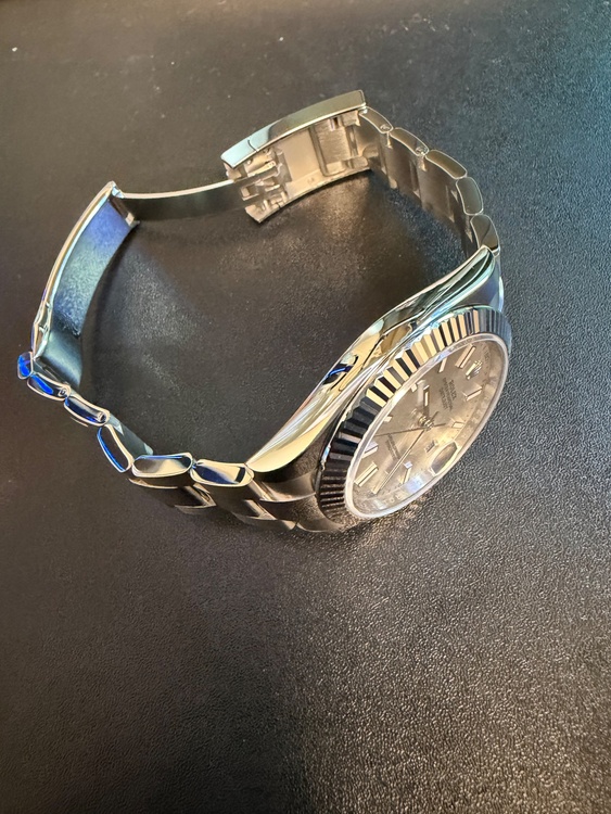 ロレックスデイトジャスト（高級時計）の商品画像 - 査定依頼日：2026年4月4日 - 最高査定価格：1,460,000円