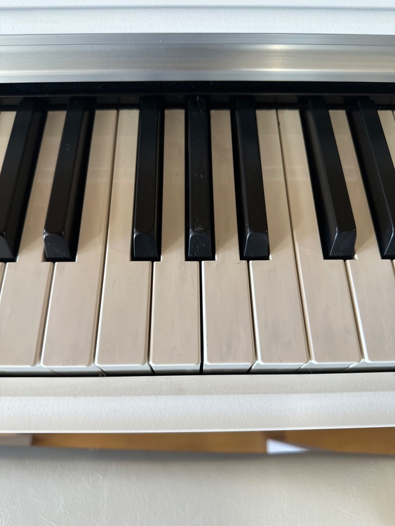 YDP144（ピアノ・楽器・PA機材）の商品画像 - 査定依頼日：2026年4月16日 - 最高査定価格：100,000円