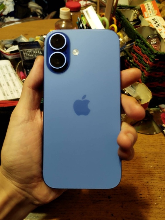 iPhone16（スマホ）の商品画像 - 査定依頼日：2025年7月1日 - 最高査定価格：73,000円