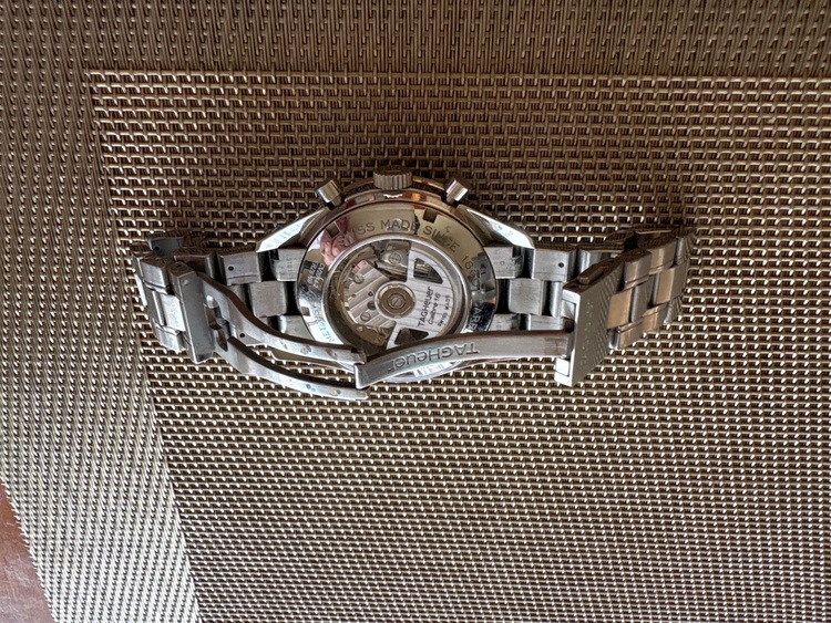 タグホイヤー カレラ CV2014-2 ERZ619（高級時計）の商品画像 - 査定依頼日：2025年9月28日 - 最高査定価格：160,000円