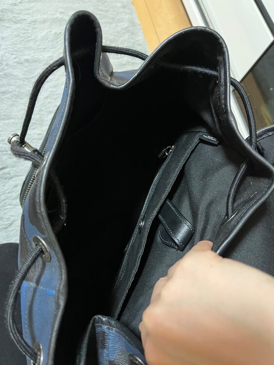 リュック（ブランドバッグ）の商品画像 - 査定依頼日：2025年3月2日 - 最高査定価格：8,000円