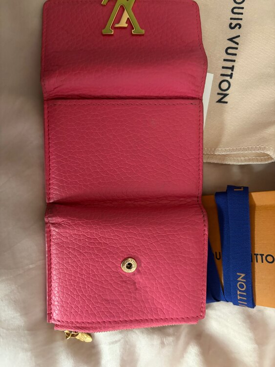 M81203ポルトフォイユカプシーヌXS日本限定色（ブランド財布・小物）の商品画像 - 査定依頼日：2025年5月11日 - 最高査定価格：58,000円