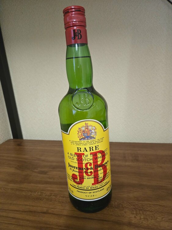 J&B（お酒）の商品画像 - 査定依頼日：2026年9月4日 - 最高査定価格：500円