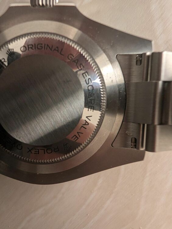 ロレックス シードゥエラー （高級時計）の商品画像 - 査定依頼日：2025年12月1日 - 最高査定価格：2,200,000円