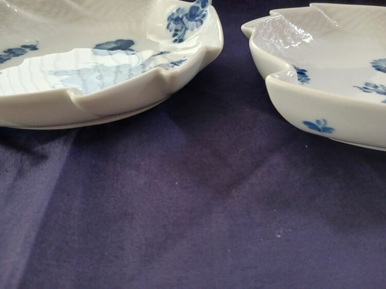 ロイヤルコペンハーゲン ブルーフラワー リーフディッシュ　2枚（食器）の商品画像 - 査定依頼日：2025年8月21日 - 最高査定価格：4,000円