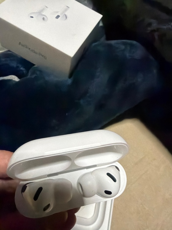 Air Pods pro3（オーディオ・スピーカー）の商品画像 - 査定依頼日：2026年4月3日 - 最高査定価格：18,100円