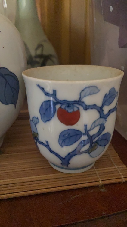 柿右衛門と後はわかりません（美術品・骨董品）の商品画像 - 査定依頼日：2025年9月24日 - 最高査定価格：500円