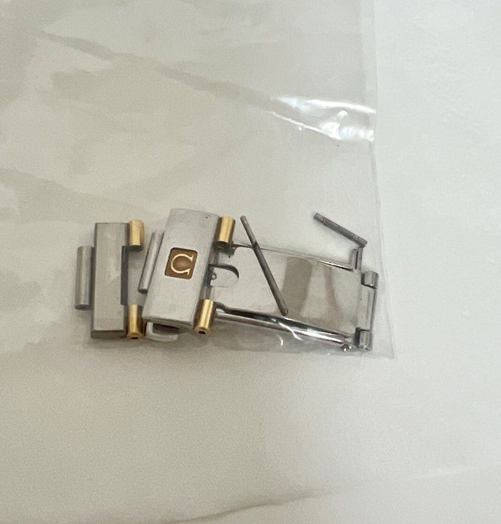 オメガ コンステーション （高級時計）の商品画像 - 査定依頼日：2026年1月11日 - 最高査定価格：155,000円