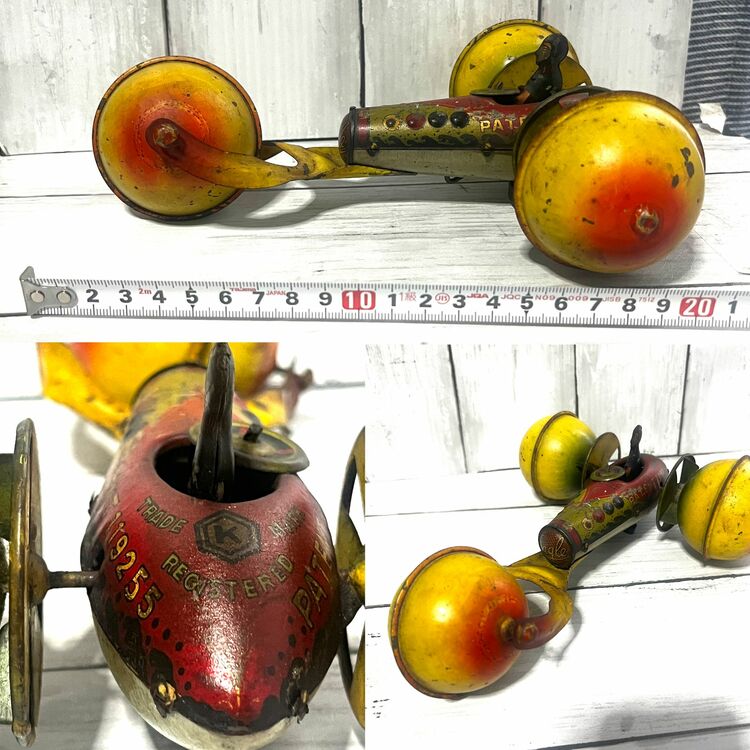 ブリキの三輪カー（その他のおもちゃ）の商品画像 - 査定依頼日：2025年9月30日 - 最高査定価格：3,000円