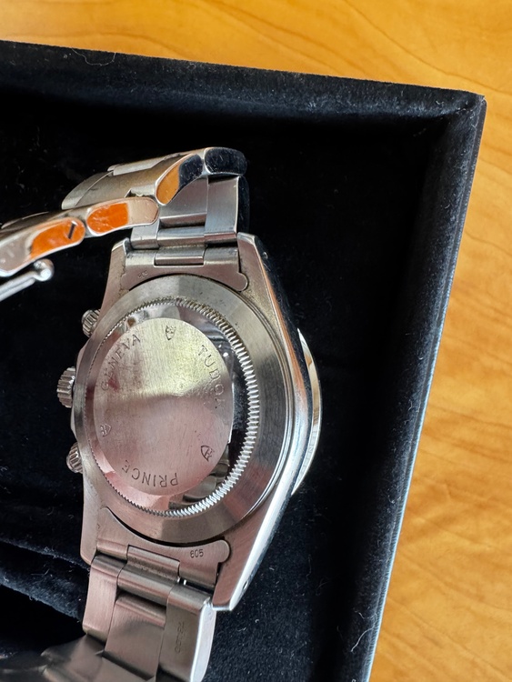 チューダー その他 7928（高級時計）の商品画像 - 査定依頼日：2025年12月21日 - 最高査定価格：520,000円