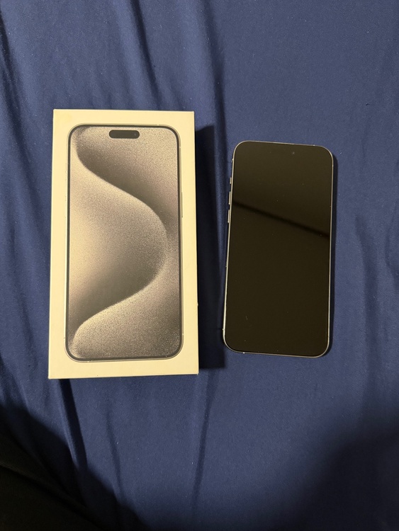 iPhone 15 Pro Max 256GB au（スマホ）の商品画像 - 査定依頼日：2026年2月13日 - 最高査定価格：103,000円