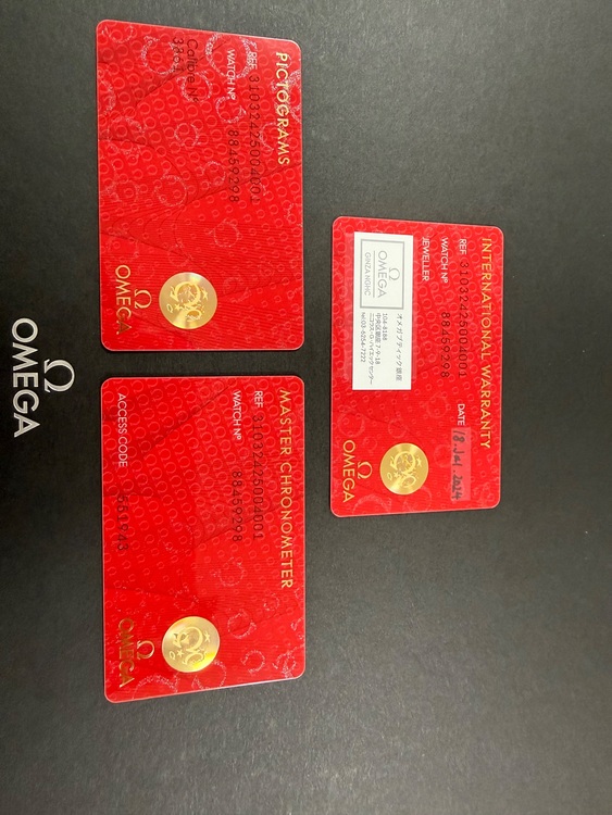 オメガ スピードマスター （高級時計）の商品画像 - 査定依頼日：2025年10月1日 - 最高査定価格：1,100,000円