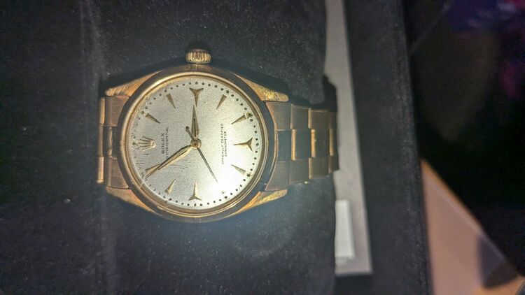 ロレックス パーペチュアル （高級時計）の商品画像 - 査定依頼日：2025年7月5日 - 最高査定価格：750,000円