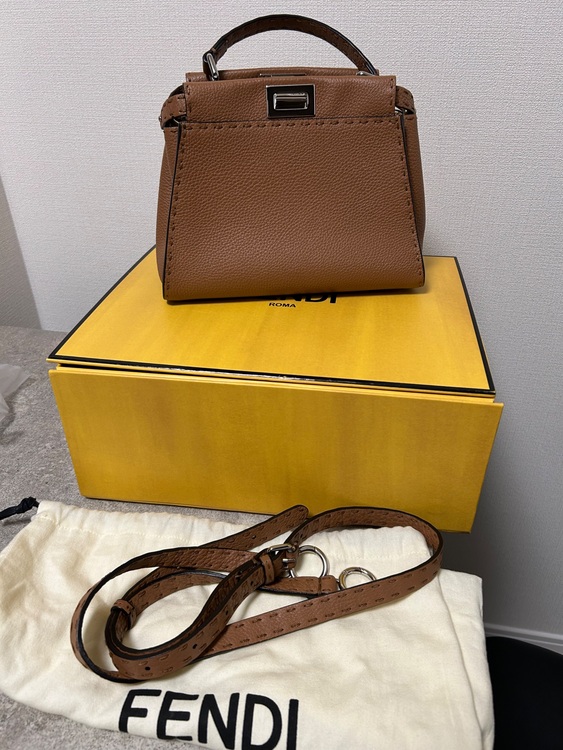 フェンディ  （ブランドバッグ）の商品画像 - 査定依頼日：2025年6月29日 - 最高査定価格：230,000円