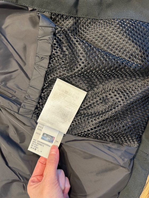 カナダグース　3804WB（古着・ファッション）の商品画像 - 査定依頼日：2025年11月9日 - 最高査定価格：50,000円