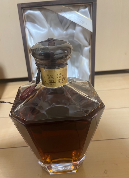 サントリーブレンデッドウィスキープレステージ25年　山崎蒸留所（お酒）の商品画像 - 査定依頼日：2026年3月24日 - 最高査定価格：102,000円