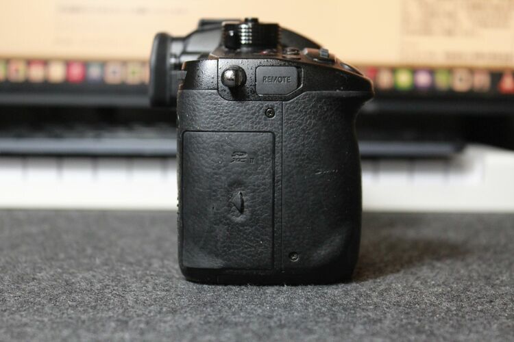 GH5（DC-GH5）（カメラ）の商品画像 - 査定依頼日：2025年8月20日 - 最高査定価格：8,000円
