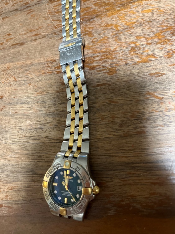 ブライトリング クロノマット B7134（高級時計）の商品画像 - 査定依頼日：2025年8月4日 - 最高査定価格：350,000円