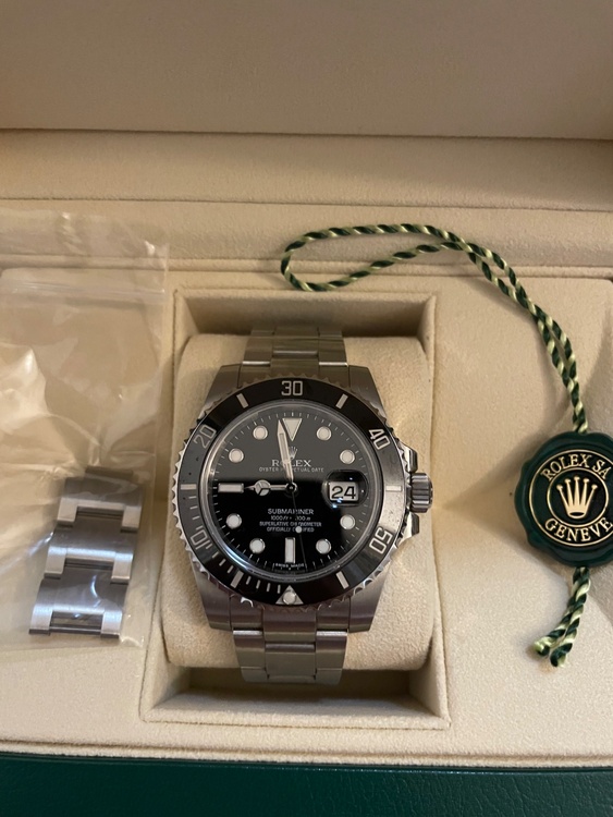 ロレックス サブマリーナー 116610ＬＮ（高級時計）の商品画像 - 査定依頼日：2025年12月13日 - 最高査定価格：1,800,000円