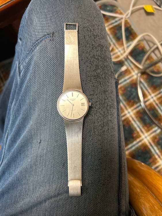 その他 ロンジン 994 swiss 420（高級時計）の商品画像 - 査定依頼日：2026年3月3日 - 最高査定価格：1,500,000円