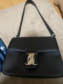 フェラガモ  （ブランドバッグ）の商品画像 - 査定依頼日：2025年3月21日 - 最高査定価格：8,000円