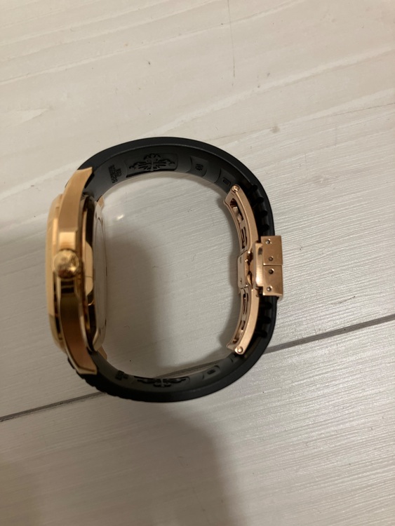 パテックフィリップ アクアノート （高級時計）の商品画像 - 査定依頼日：2025年11月18日 - 最高査定価格：12,000,000円