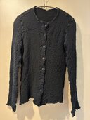 me カリフラワー　カーディガン（古着・ファッション）の商品画像 - 査定依頼日：2025年5月26日 - 最高査定価格：2,000円