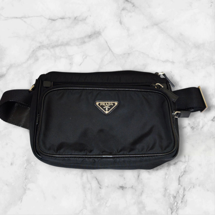 ウェストポーチ（ブランドバッグ）の商品画像 - 査定依頼日：2025年9月4日 - 最高査定価格：70,000円