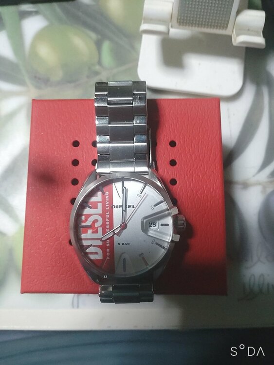 DIESEL腕時計メンズアナログステンレスDZ1992（古着・ファッション）の商品画像 - 査定依頼日：2026年2月28日 - 最高査定価格：4,000円