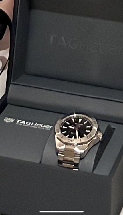 タグホイヤー アクアレーサー （高級時計）の商品画像 - 査定依頼日：2026年4月6日 - 最高査定価格：185,000円