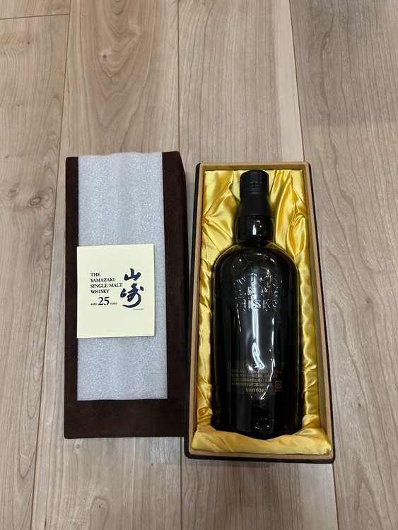 25年（お酒）の商品画像 - 査定依頼日：2026年5月3日 - 最高査定価格：1,000,000円