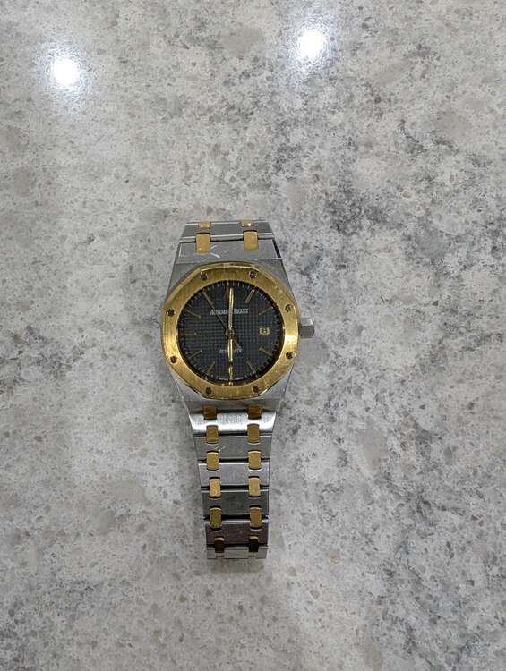 オーデマピゲ ロイヤルオーク 15000SA（高級時計）の商品画像 - 査定依頼日：2025年4月20日 - 最高査定価格：2,500,000円