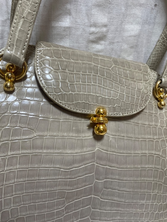 その他 その他 （ブランドバッグ）の商品画像 - 査定依頼日：2025年12月13日 - 最高査定価格：12,000円