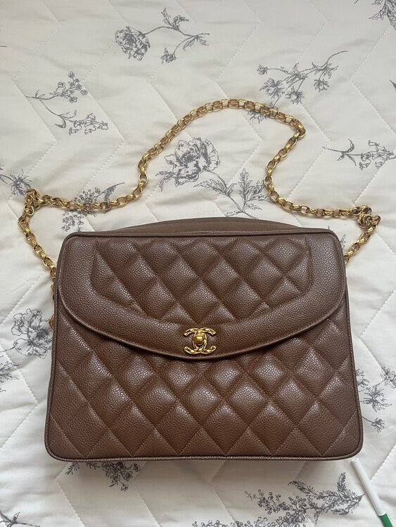 ビンテージ　マトラッセ（ブランドバッグ）の商品画像 - 査定依頼日：2025年4月6日 - 最高査定価格：500,000円