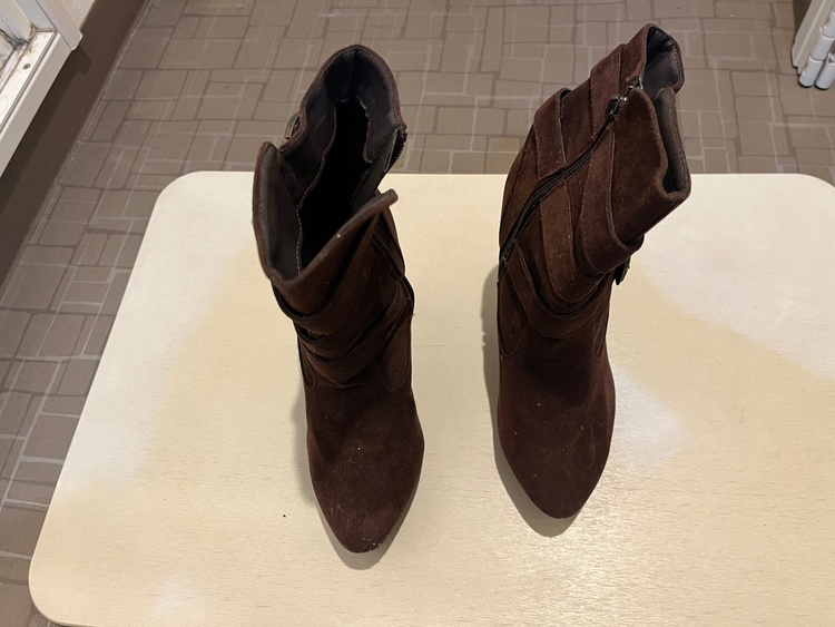 ブーツ（古着・ファッション）の商品画像 - 査定依頼日：2026年2月5日 - 最高査定価格：100,000円