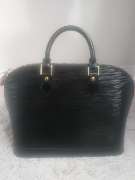 ルイヴィトン エピ （ブランドバッグ）の商品画像 - 査定依頼日：2025年10月23日 - 最高査定価格：80,000円