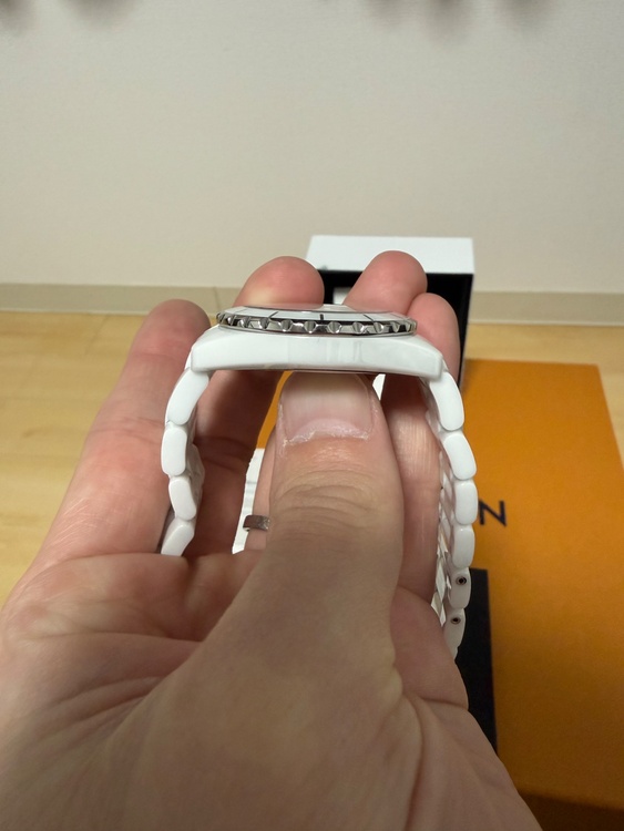 J12 H3443（高級時計）の商品画像 - 査定依頼日：2026年3月24日 - 最高査定価格：100,000円