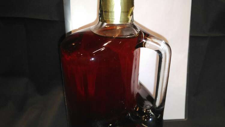 ＩＷハーパー　ジャグボトル１７５０ｍｌ（お酒）の商品画像 - 査定依頼日：2025年2月18日 - 最高査定価格：6,000円