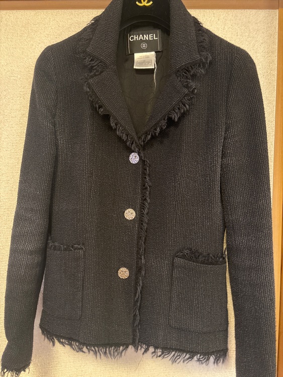 ジャケット（古着・ファッション）の商品画像 - 査定依頼日：2025年10月24日 - 最高査定価格：70,000円